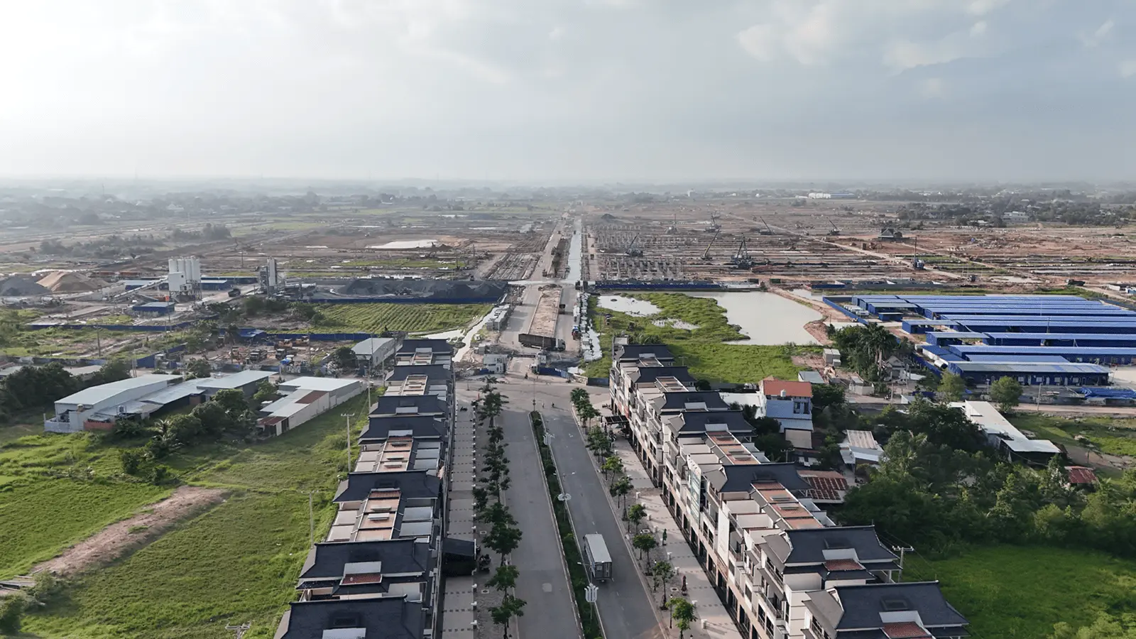 Tien-do-xay-dung-du-an-Vinhomes-Green-City-vao-thang-08-nam-2025-27